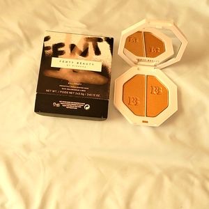 Fenty Beauty highlighter duo